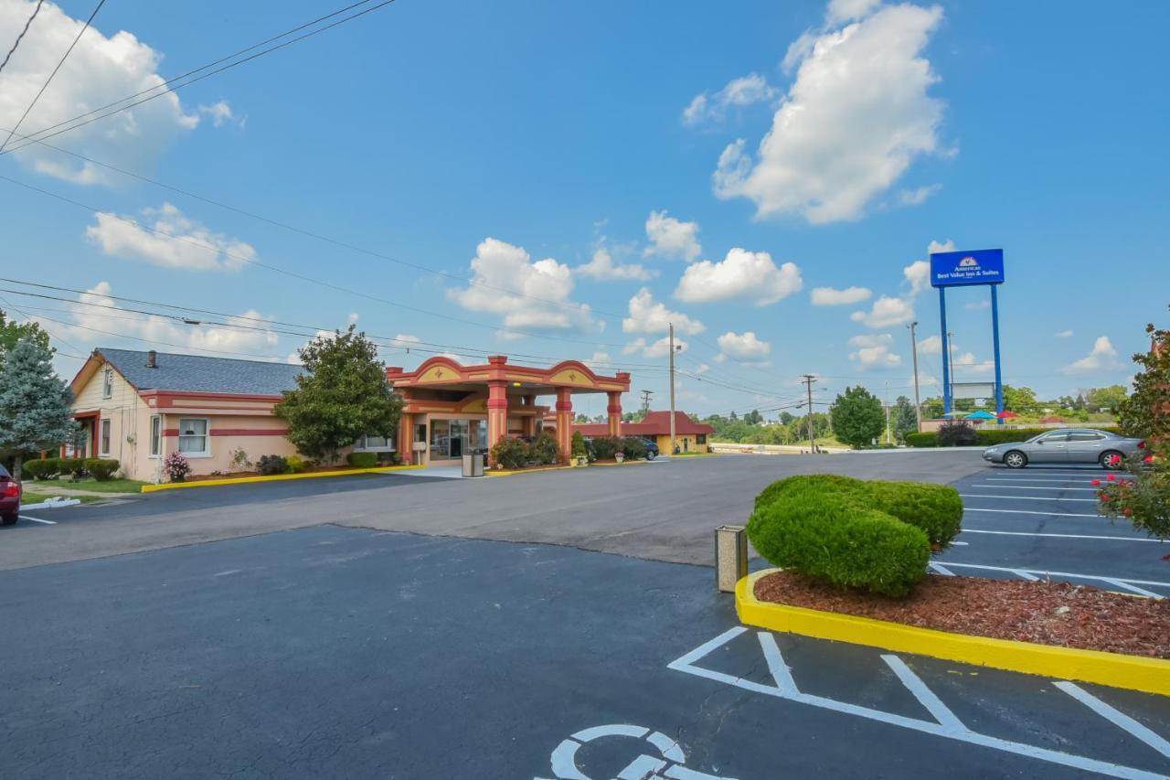 Americas Best Value Inn & Suites Williamstown Esterno foto